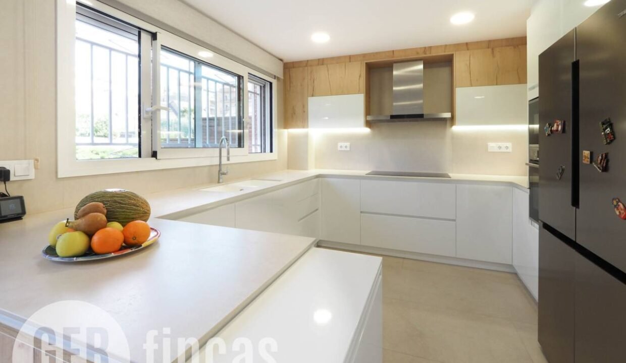 500806_63398216908_f2bd1c4e-247e-4520-a743-53ec31bf6f05