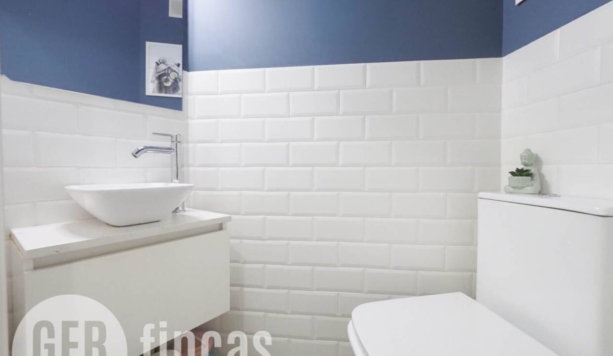 500806_63431703344_5af33a73-5550-4a92-9ef3-348ce70e6242